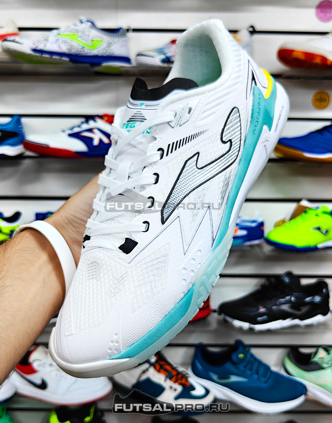 Футзалки JOMA REGATE CARBON RECW2602IN Белые